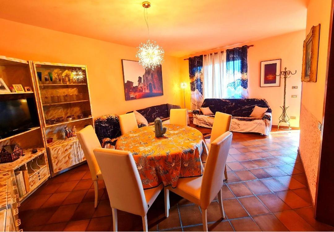 B&B Margot Albavilla Экстерьер фото