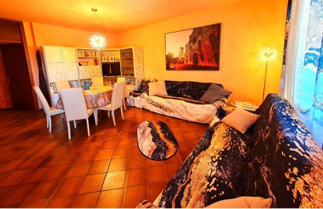 B&B Margot Albavilla Экстерьер фото